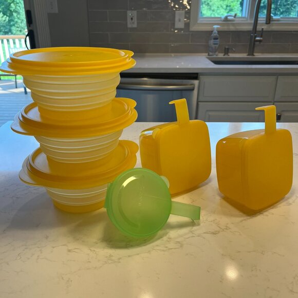 Never Used Tupperware Forget Me Not and Flat Out Lot - Picture 4 of 16
